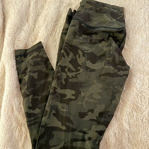Lululemon align leggings camo